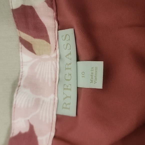NWT...RYEGRASS PINK FLORAL LINEN SKIRT SZ 10 - Picture 4 of 6
